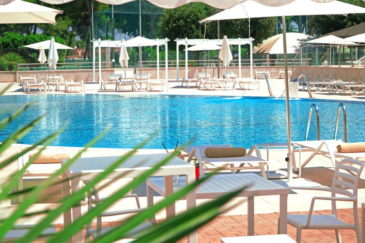 Aparthotel Tursport Taranto Esterno foto