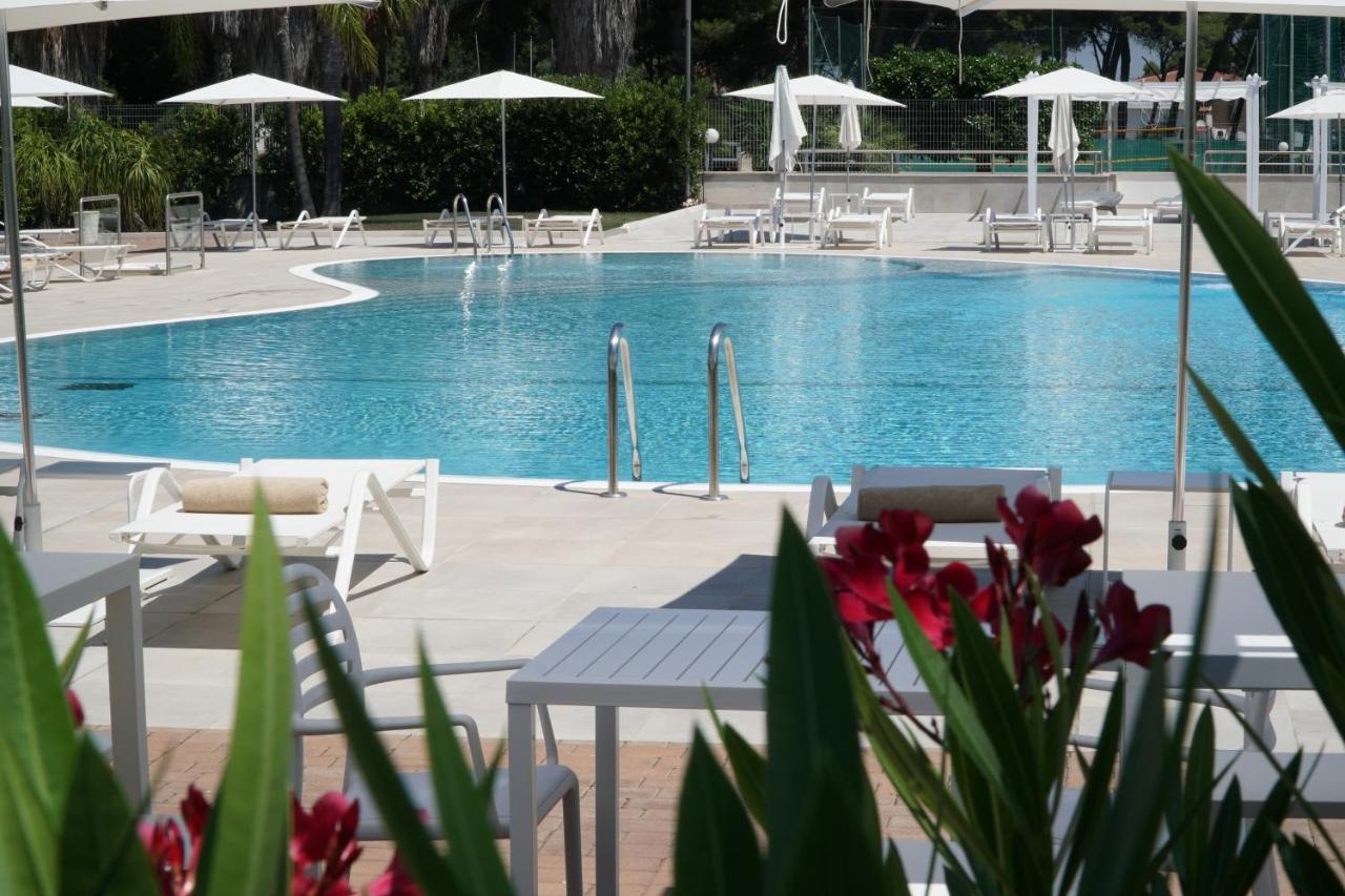 Aparthotel Tursport Taranto Esterno foto