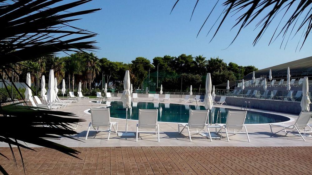 Aparthotel Tursport Taranto Esterno foto