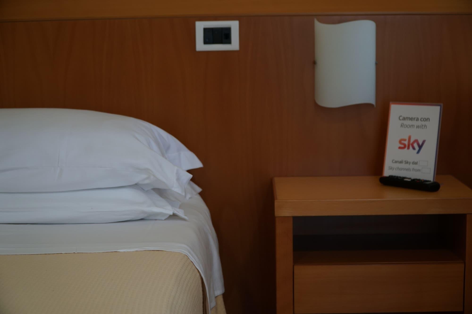 Aparthotel Tursport Taranto Esterno foto