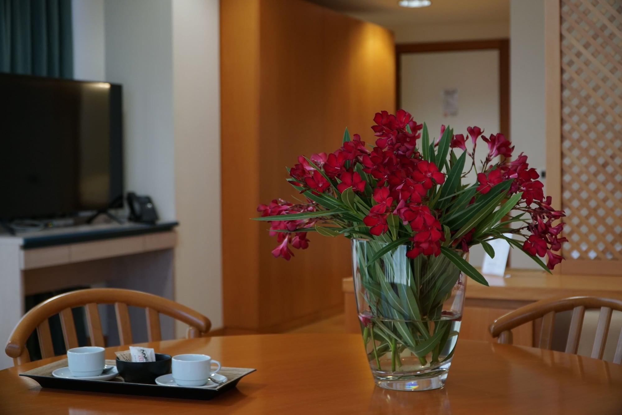 Aparthotel Tursport Taranto Esterno foto
