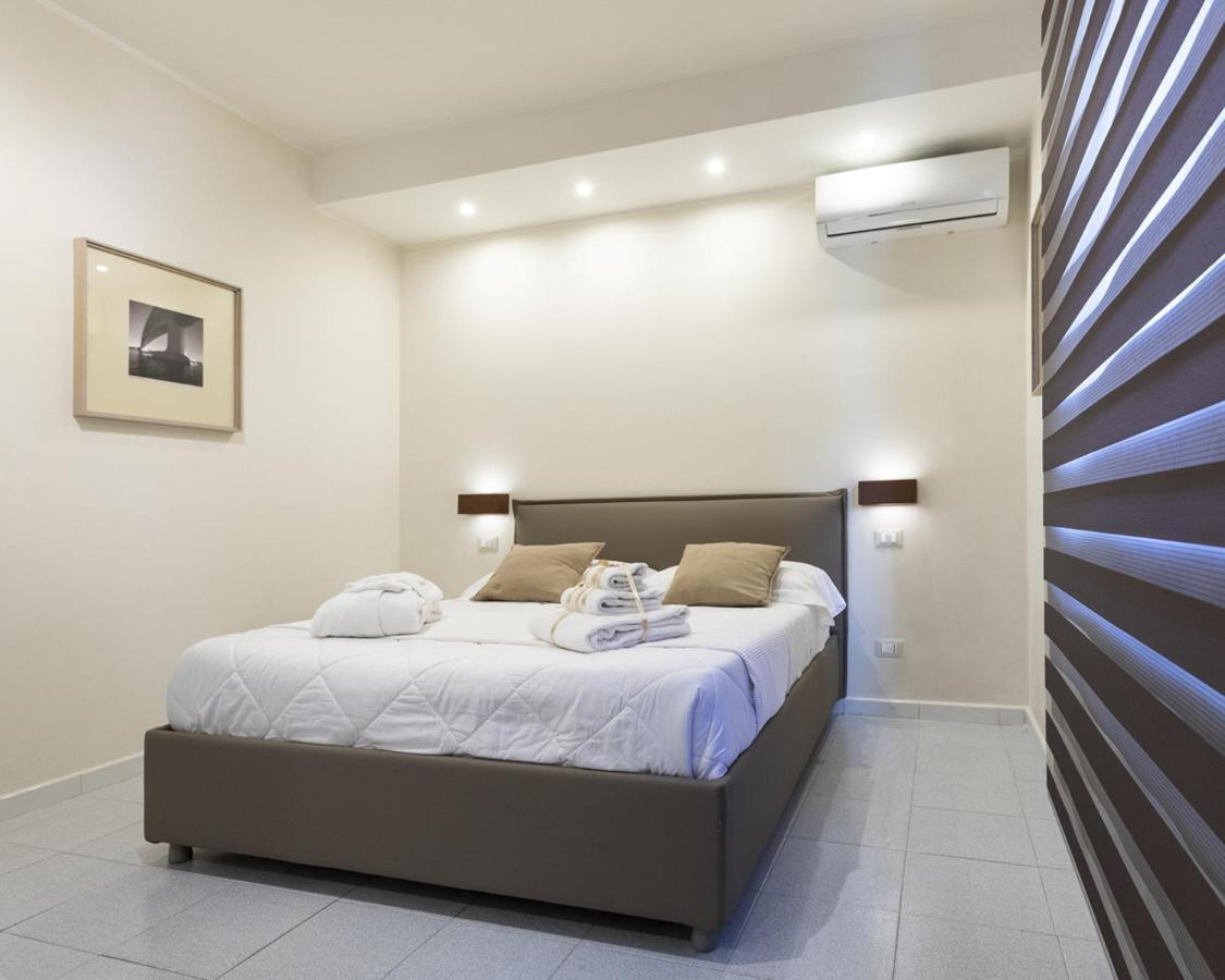 Aparthotel Tursport Taranto Esterno foto